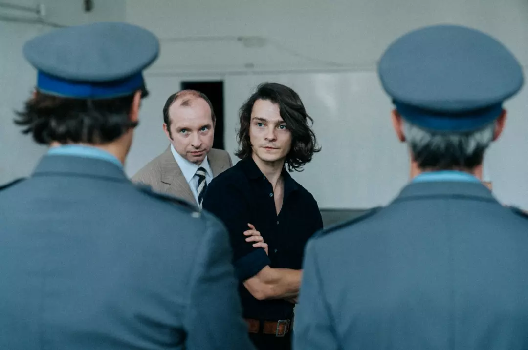 |Crítica| 'Sem Deixar Rastros' (2023) - Dir. Jan P. Matuszynski