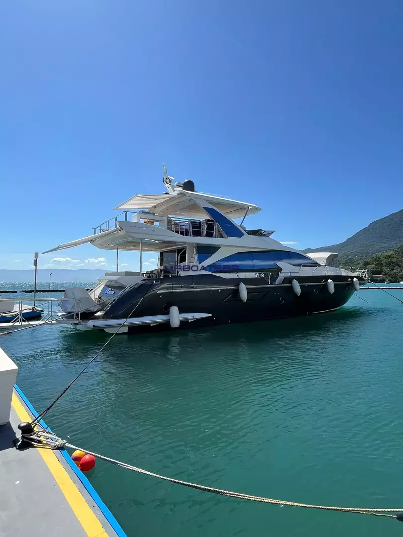 Azimut 74