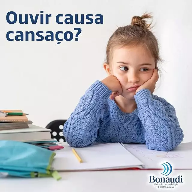 Oucir causa cansaço?