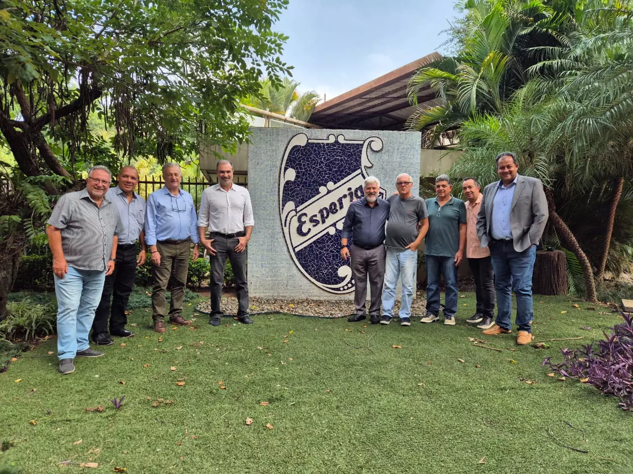 Clube Esperia recebe a visita do subprefeito de Santana Clube Esperia recebe a visita do subprefeito de Santana