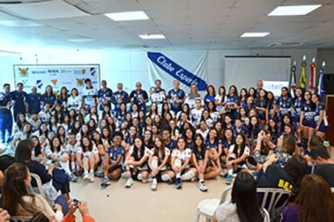 Esperia celebra o vôlei com homenagens a atletas e patrocinadores Esperia celebra o vôlei com homenagens a atletas e patrocinadores