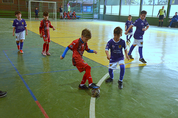 Times competem na 2ª rodada do Campeonato Interno de Futsal Kids Times competem na 2ª rodada do Campeonato Interno de Futsal Kids