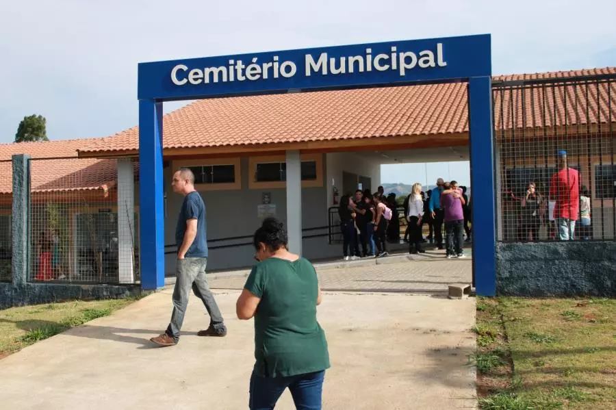 Prefeitura orienta famílias para cuidados nos Cemitérios Municipais na semana do Dia das Mães