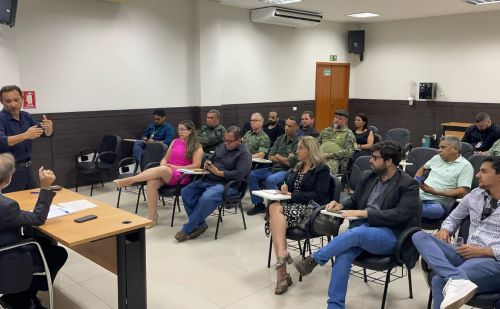 MANDAR OS MALDITOS IR EMBORA – Seapa se  une a parceiros para combater atravessadores e pesca ilegal no lago
