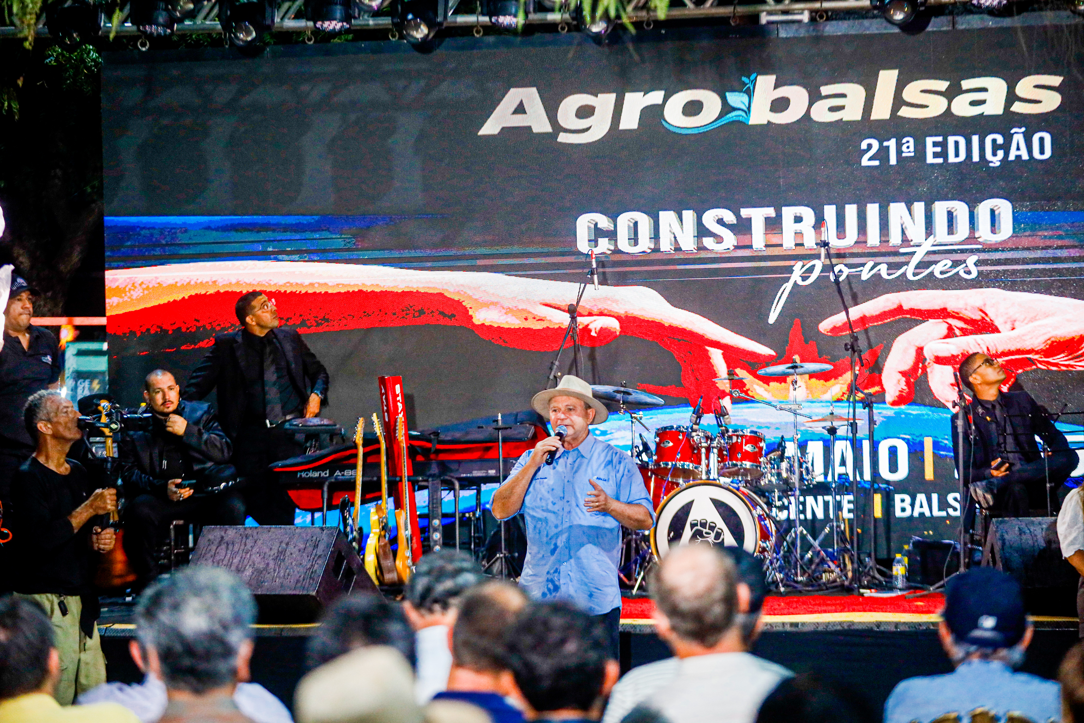 AGROBALSAS: Governador Brandão isenta contribuição especial de grãos em visita ao evento