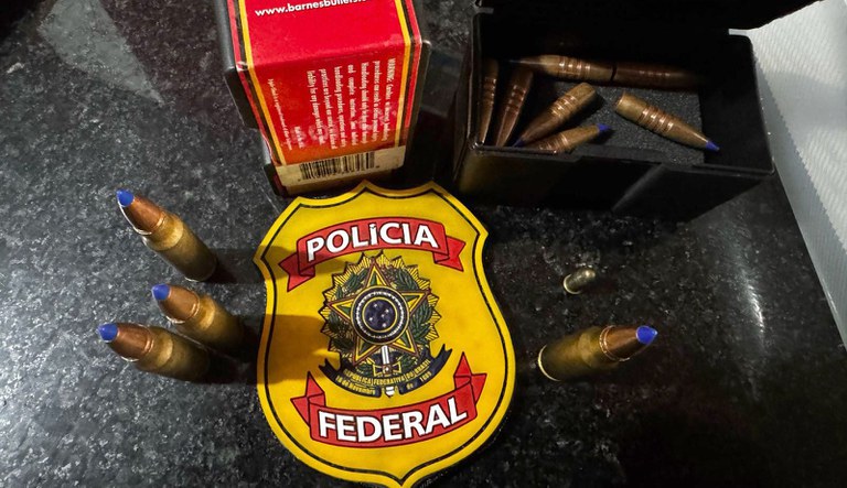 PF deflagra operação para combater crime de tráfico internacional de arma de fogo