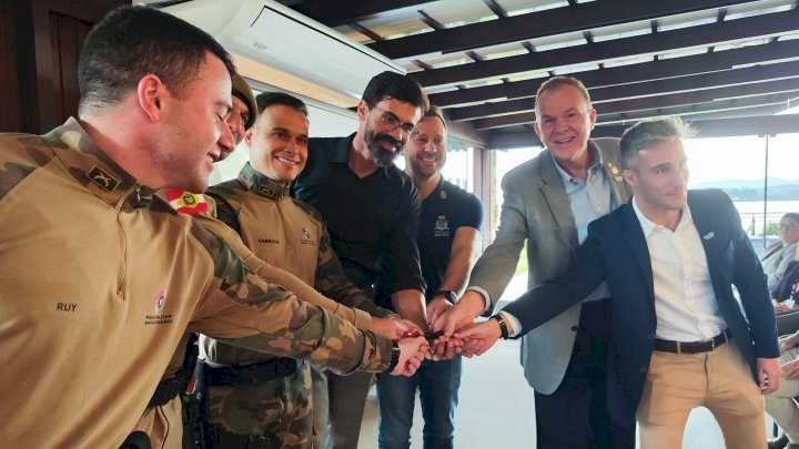 Polícia Militar recebe viaturas, embarcação e equipamentos para fiscalização ambiental em Joinville