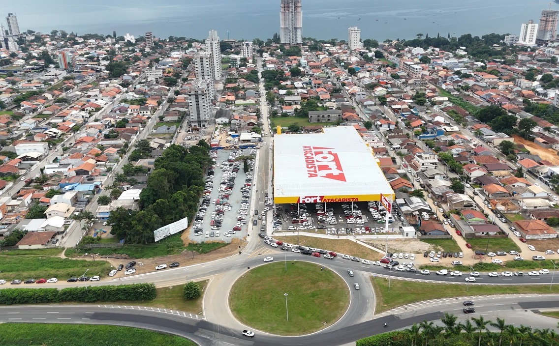 Fort Atacadista inaugura novo acesso em Penha