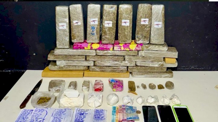 Polícia Militar apreende mais de 21 quilos de drogas em Itajaí