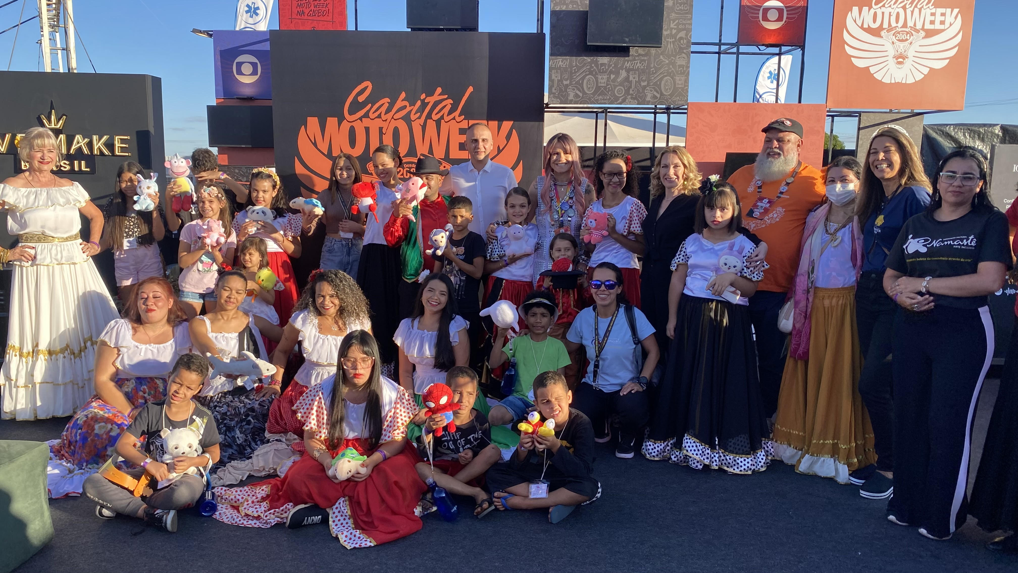 Embaixadas divulgam países e oferecem jogos e oficinas ao público do Capital Moto Week
