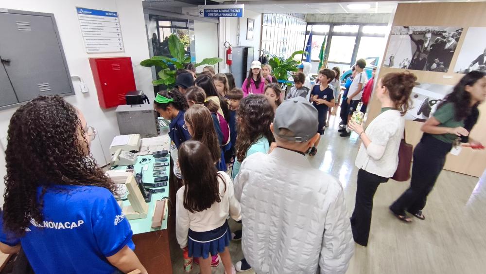 Escolas podem agendar visita a exposição sobre história da construção de Brasília