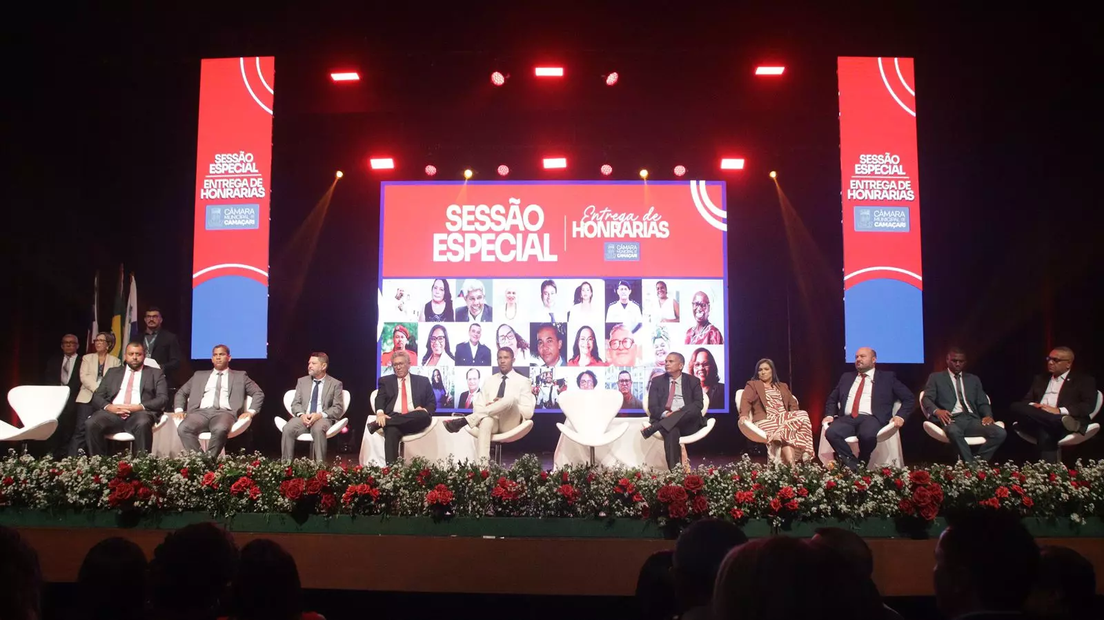 Títulos e honrarias são entregues em Sessão Especial no Teatro Cidade do Saber